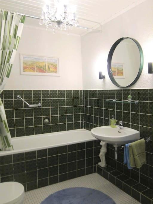 Modernes 1 Zimmer Luxusappartement Kleiner Roland Mit Parkplatz Und Balkon In Bremen Naehe Zentrum Luaran gambar