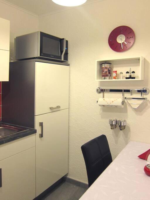 Modernes 1 Zimmer Luxusappartement Kleiner Roland Mit Parkplatz Und Balkon In Bremen Naehe Zentrum Luaran gambar